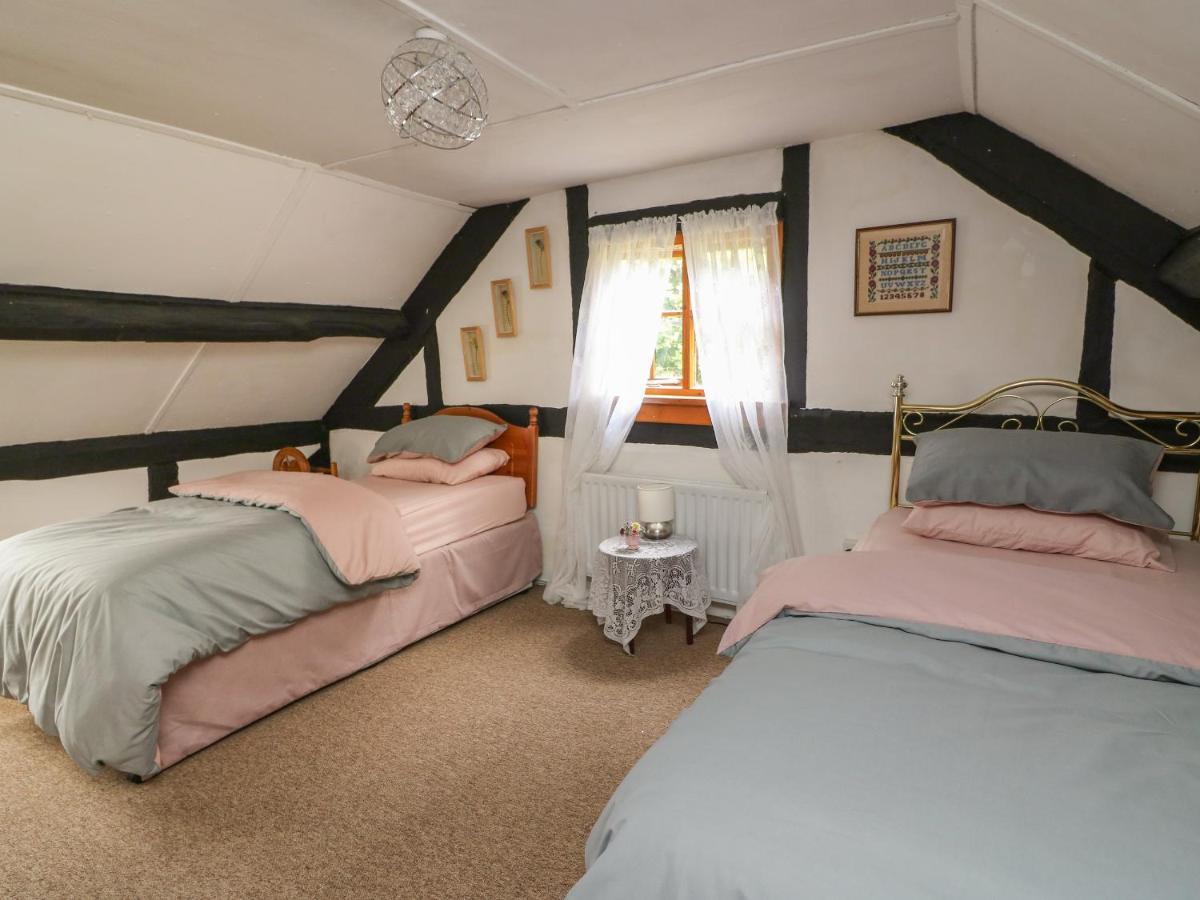 Caerau Farm House Llanidloes Buitenkant foto