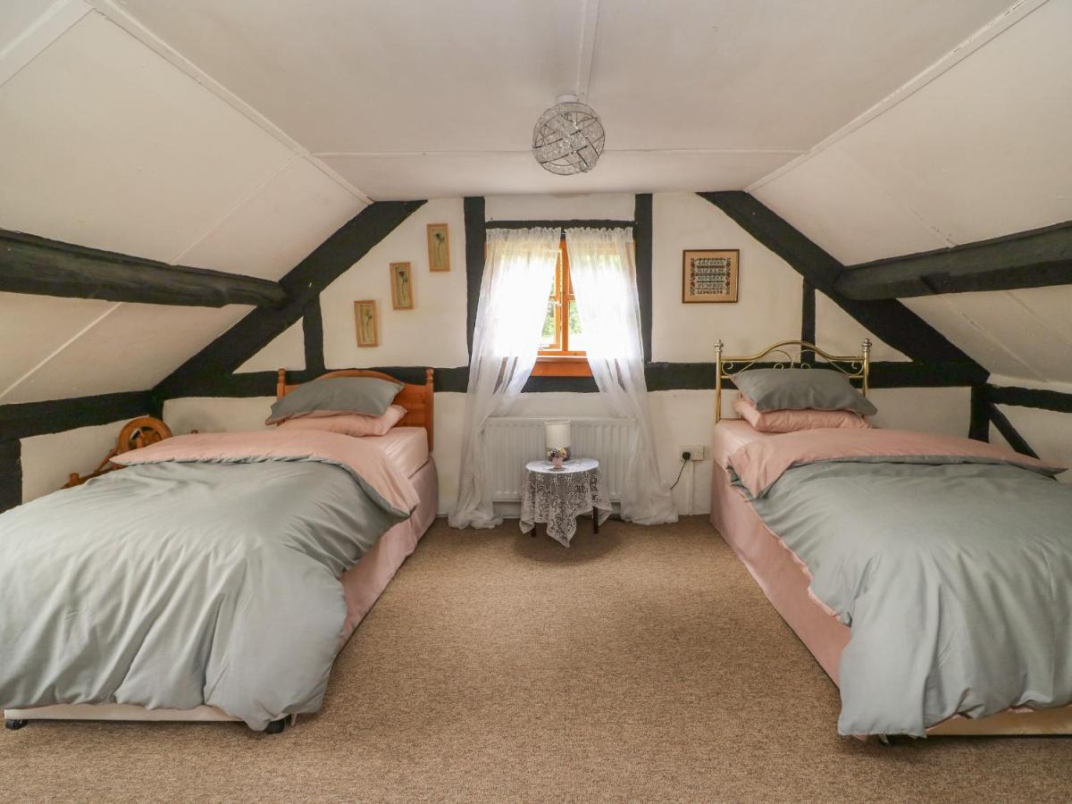 Caerau Farm House Llanidloes Buitenkant foto