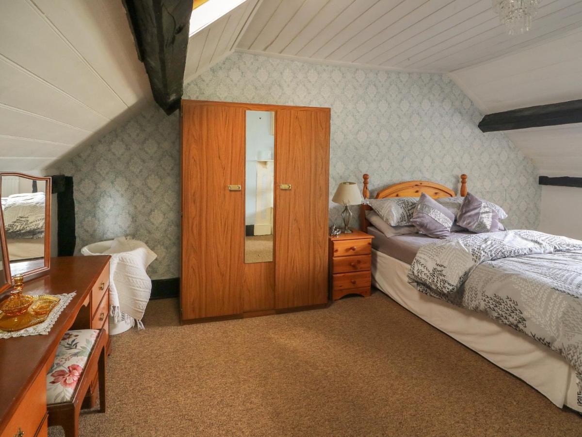 Caerau Farm House Llanidloes Buitenkant foto